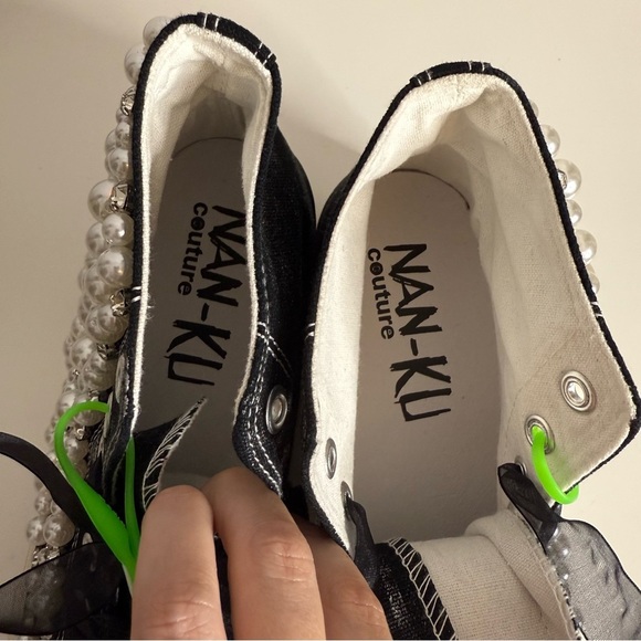 Nan-Ku Couture Pearl Embellished High-Top Sneakers Black NWOT Size EU 40 / US 10 - Picture 6 of 8